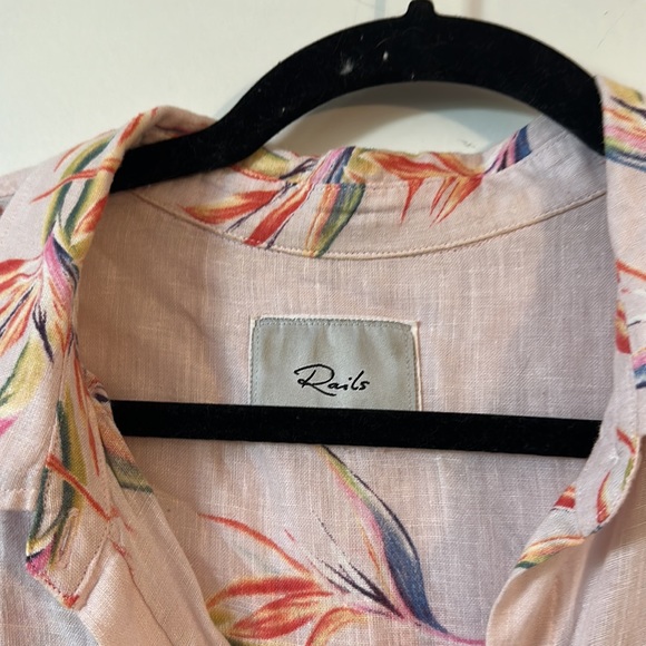 Linen Rails Birds of Paradise Top - Picture 2 of 4